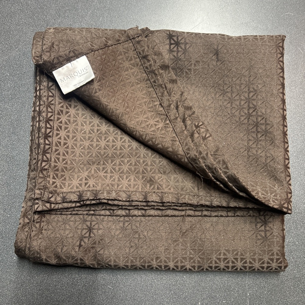 WATERFORD LINEN TABLE CLOTH BROWN 60X100" Classic Checked Pattern